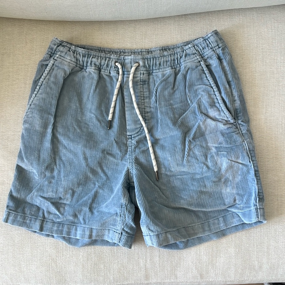 Faherety Men’s Blue shorts size small. Corduroy